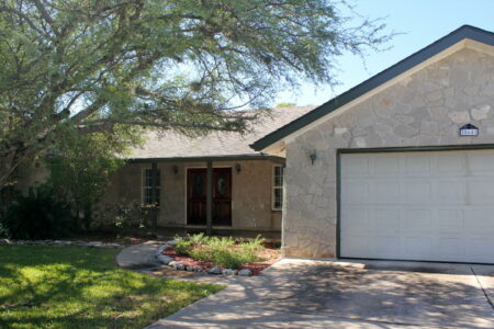 Photo of Spacious Rental in Windwood Estates
