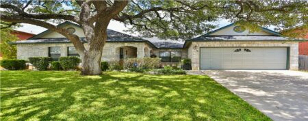 Photo of Lincoln Park Home Ready for Personal Touch