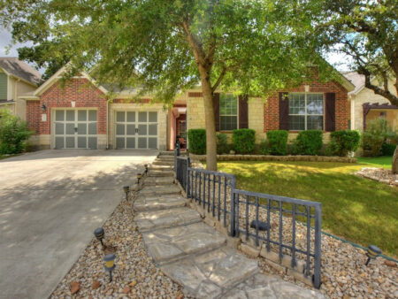 Photo of The Worst Mistake You Can Make Before Selling Your Home