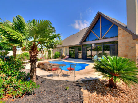 030_Back-2-450x0-c-default  