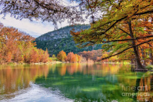 fall-foliage-at-garner-state-park-bee-creek-photography-tod-and-cynthia-300x200  