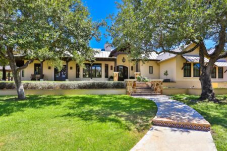 ammann-5-450x0-c-default  