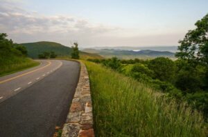 Skyline-Drive-in-Shenandoah-National-Park-300x199  