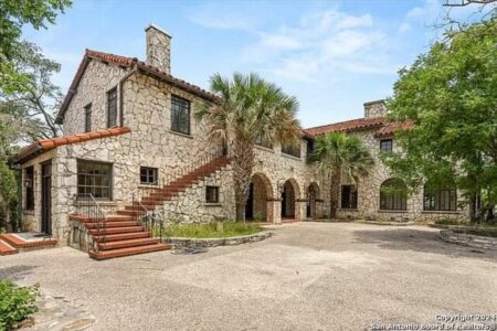 Photo of Reimagined 1930s Hilltop Estate