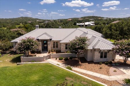 HD_1723833922091_01_cabinsprings_202-450x0-c-default  