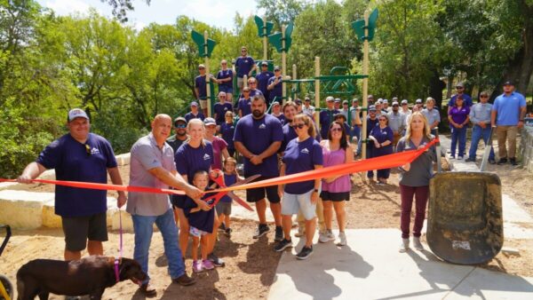 library-playground-ribbon-cutting-1-600x338  